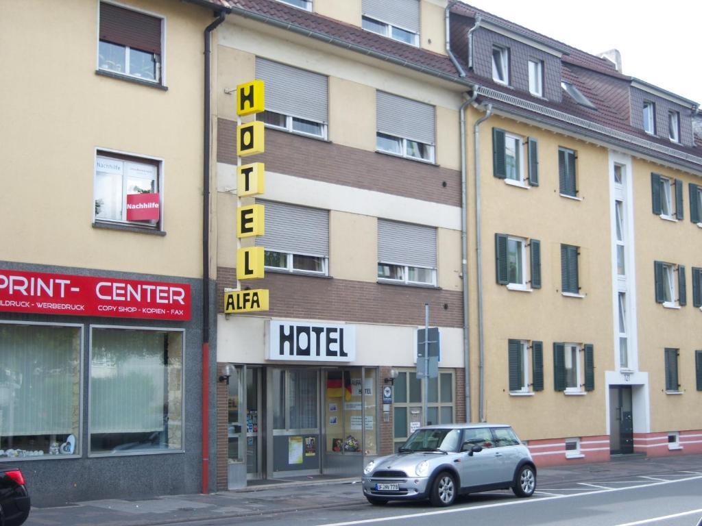 Hotel Alfa นอยอีเซินบวร์ก ภายนอก รูปภาพ